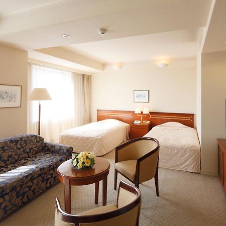 Hotel Crown Palais Kokura Китакюсю Экстерьер фото