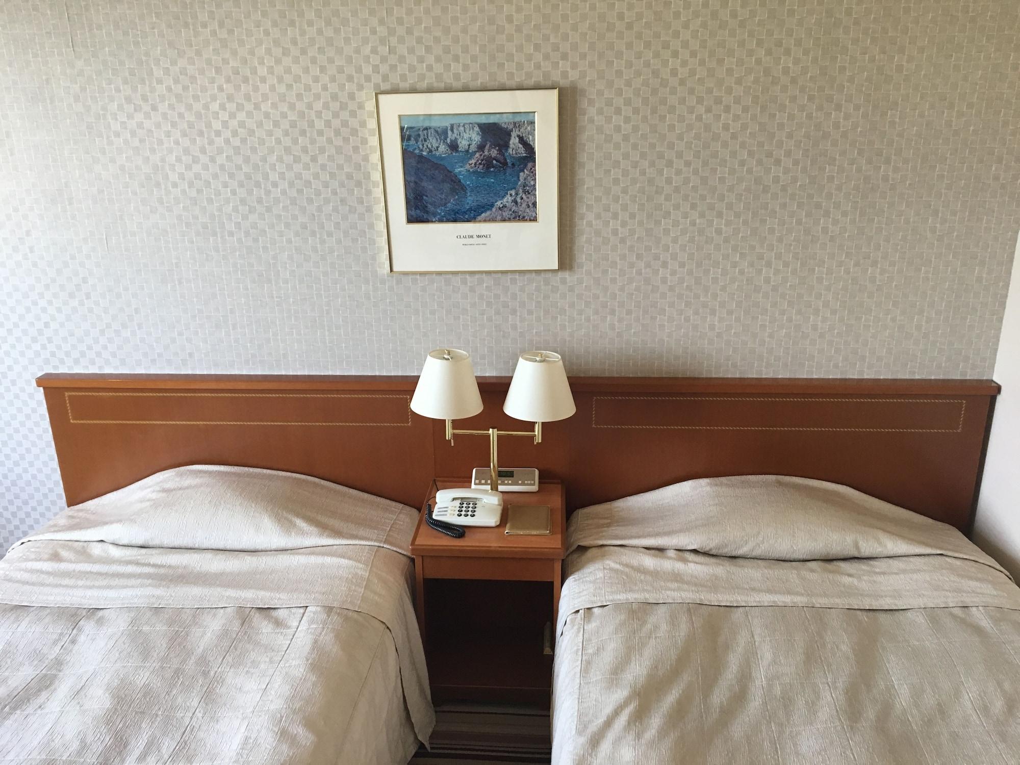 Hotel Crown Palais Kokura Китакюсю Экстерьер фото