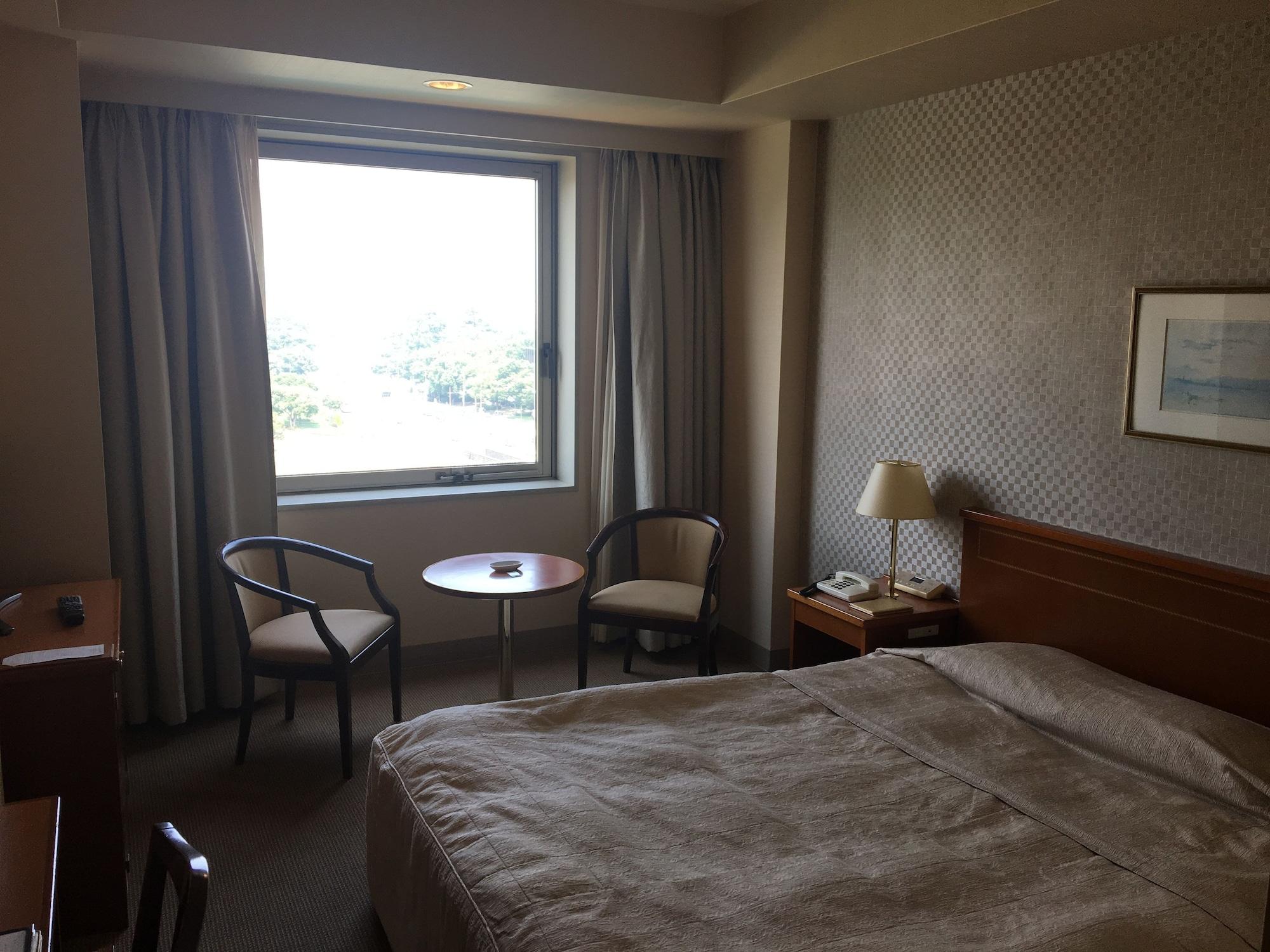 Hotel Crown Palais Kokura Китакюсю Экстерьер фото